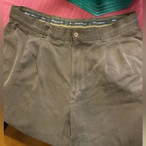 Tommy Bahama pants barely worn and clean 30$ OBO